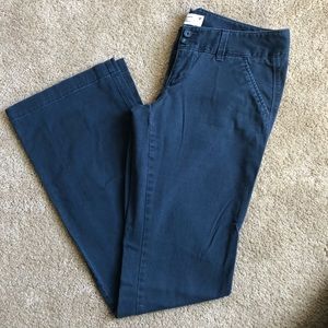 American Eagle navy khaki pants stretch size4long